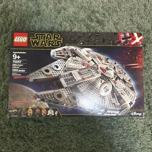Lego millennium Falcon